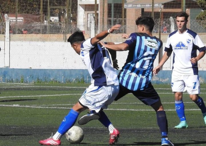 Atlético Carlos Paz jugará sus primeros partidos amistosos de la temporada Atlético Carlos Paz jugará sus primeros partidos amistosos de la temporada