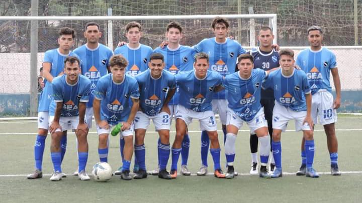 Atlético Carlos Paz cerró su pretemporada con una victoria frente a Universitario