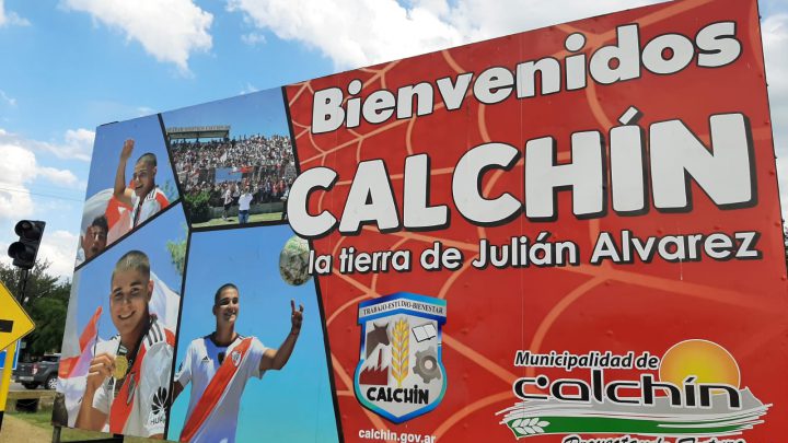 Calchín, un pueblo rendido ante el gran presente de Julián Álvarez  