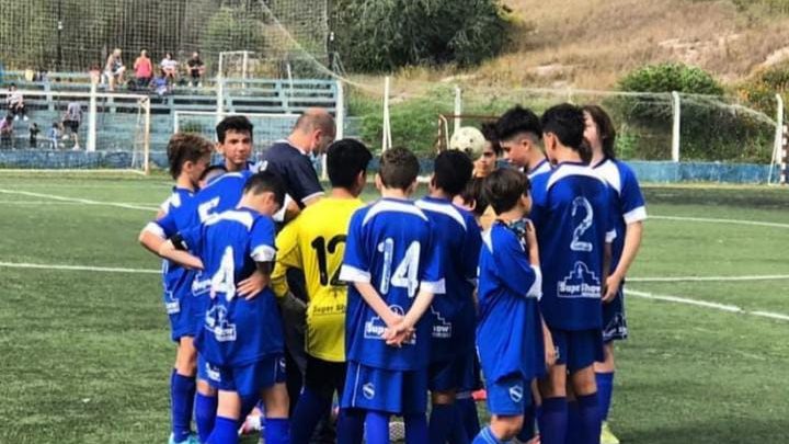 Atlético Carlos Paz da inicio a su escuela mixta de fútbol