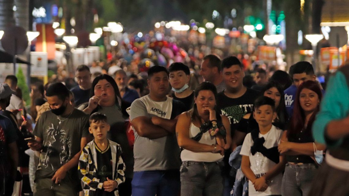 Esteban Avilés: “La familia sigue eligiendo Córdoba para pasar sus vacaciones” Esteban Avilés: “La familia sigue eligiendo Córdoba para pasar sus vacaciones”