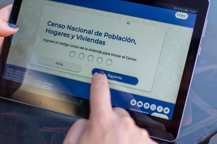 Carlos Paz continúa asesorando a los vecinos para realizar el Censo Digital Carlos Paz continúa asesorando a los vecinos para realizar el Censo Digital