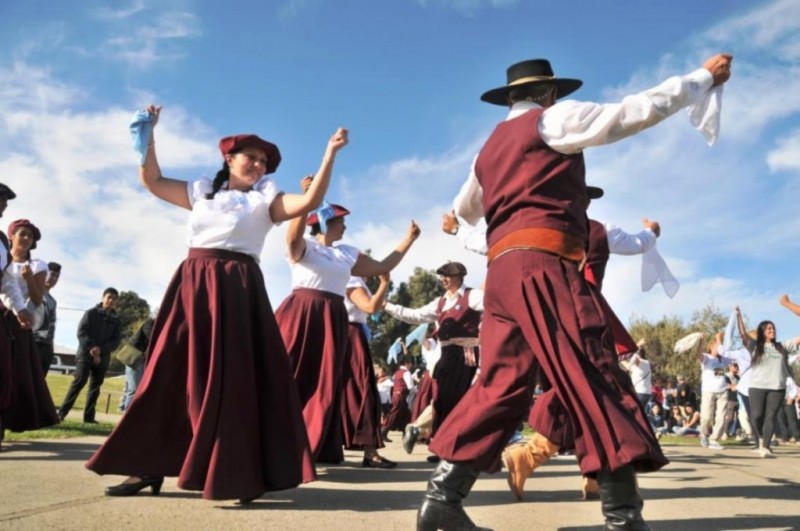 Taller de Folklore en San Antonio de Arredondo Taller de Folklore en San Antonio de Arredondo