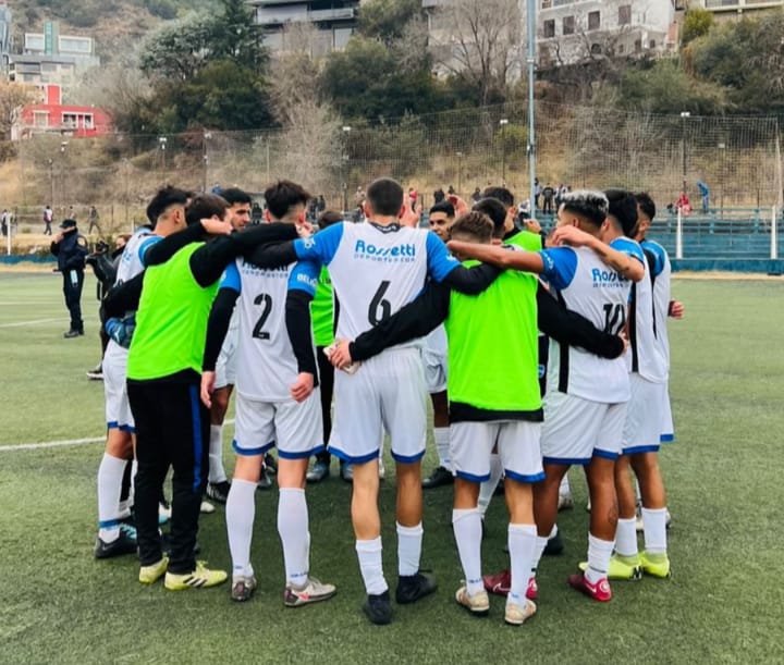 Atlético Carlos Paz regreso a la victoria frente a Los Andes Atlético Carlos Paz regreso a la victoria frente a Los Andes