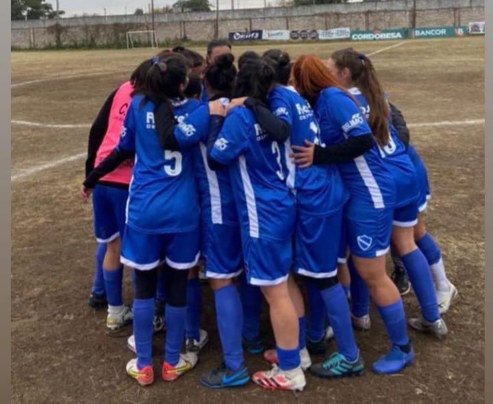 El equipo femenino de Atlético Carlos Paz regreso al triunfo en la Liga Cordobesa de Fútbol