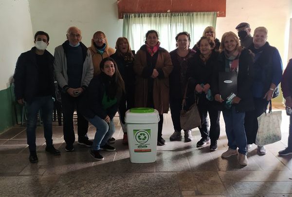 El Centro de Jubilados de Villa Independencia participó de una Jornada de Separación de Residuos