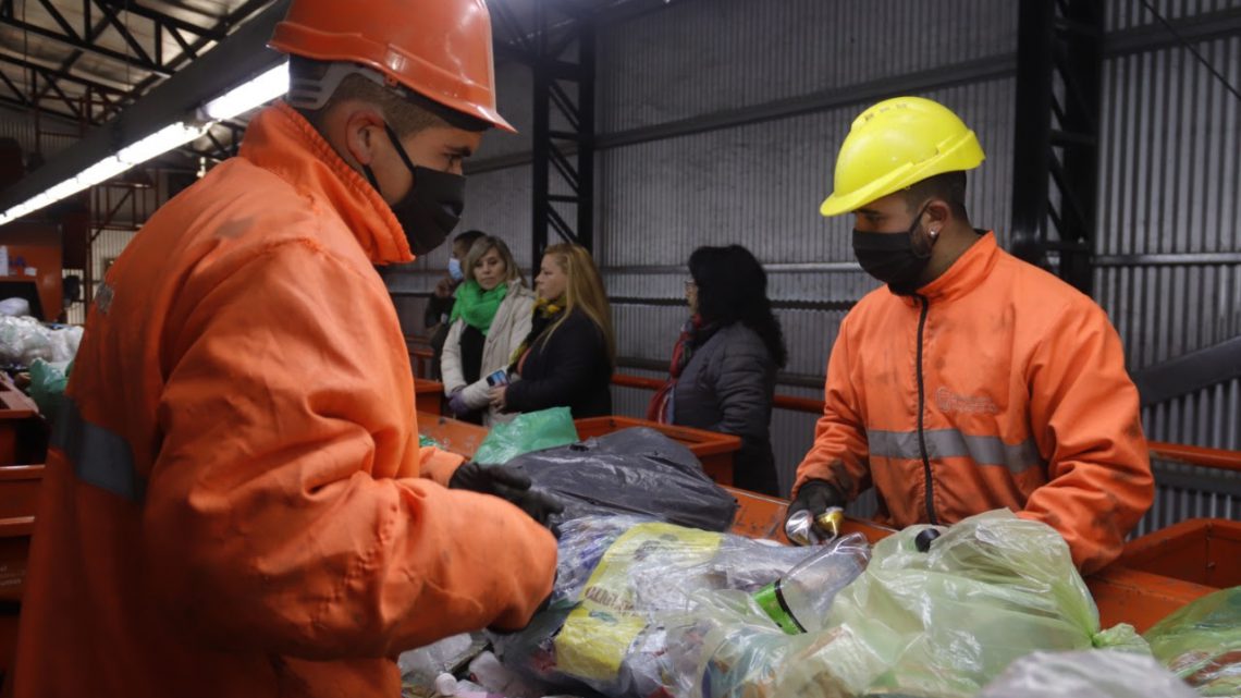 Centros Vecinales visitaron el Centro Ambiental Centros Vecinales visitaron el Centro Ambiental