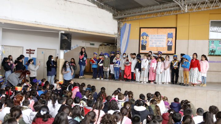 La escuela San Martin conmemoró un nuevo aniversario del prócer argentino