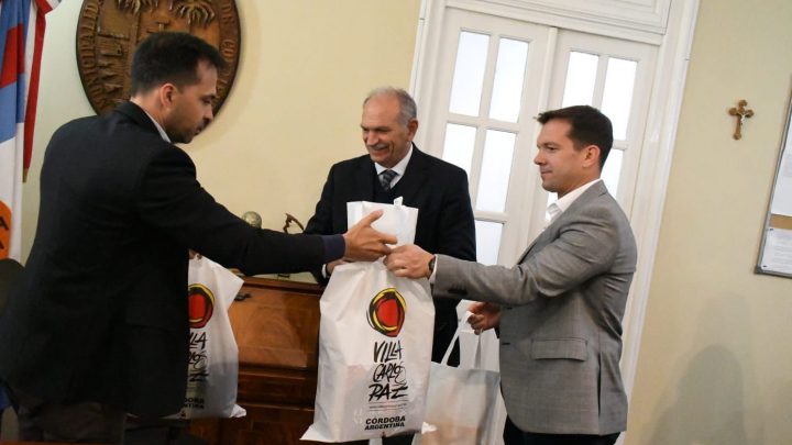 Villa Carlos Paz firmó convenio de reciprocidad turística con Corrientes