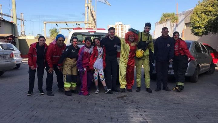 Los bomberos de Villa Carlos Paz celebraron el Día de las Infancias