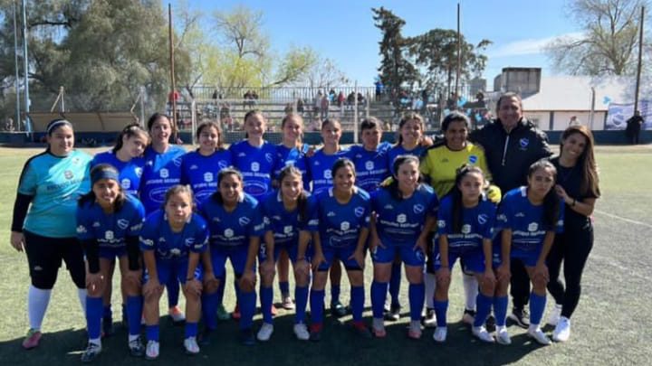 Nuevo triunfo del conjunto femenino de Atlético Carlos Paz en búsqueda del ascenso