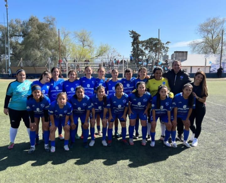 Triunfo y ascenso para el conjunto femenino de Atlético Carlos Paz Triunfo y ascenso para el conjunto femenino de Atlético Carlos Paz