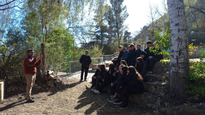 Estudiantes del IESS recorrieron las instalaciones del aula ambiental