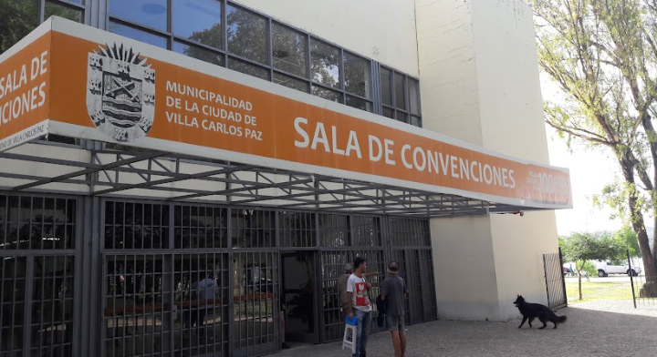 Nueva inauguración de muestra de arte en la Sala de Convenciones