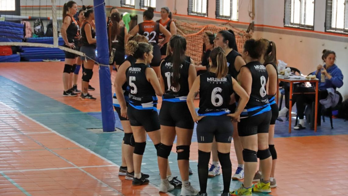 Nueva edición del encuentro internacional de vóley y hockey en Carlos Paz Nueva edición del encuentro internacional de vóley y hockey en Carlos Paz