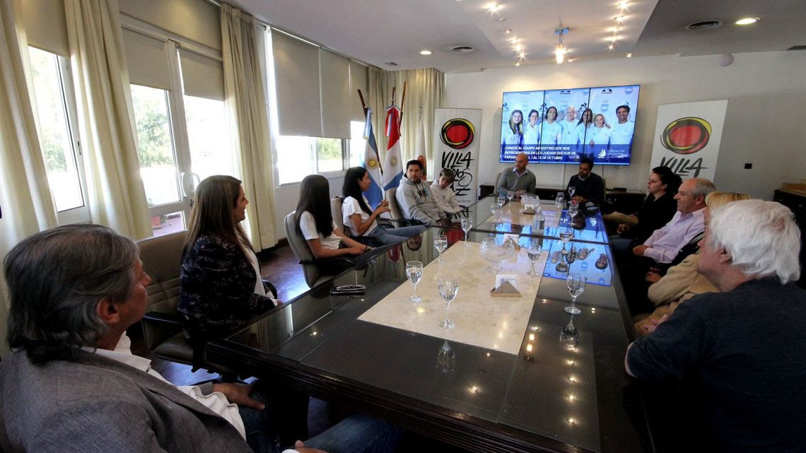 La Municipalidad de Villa Carlos Paz reconoció a deportistas y artistas locales