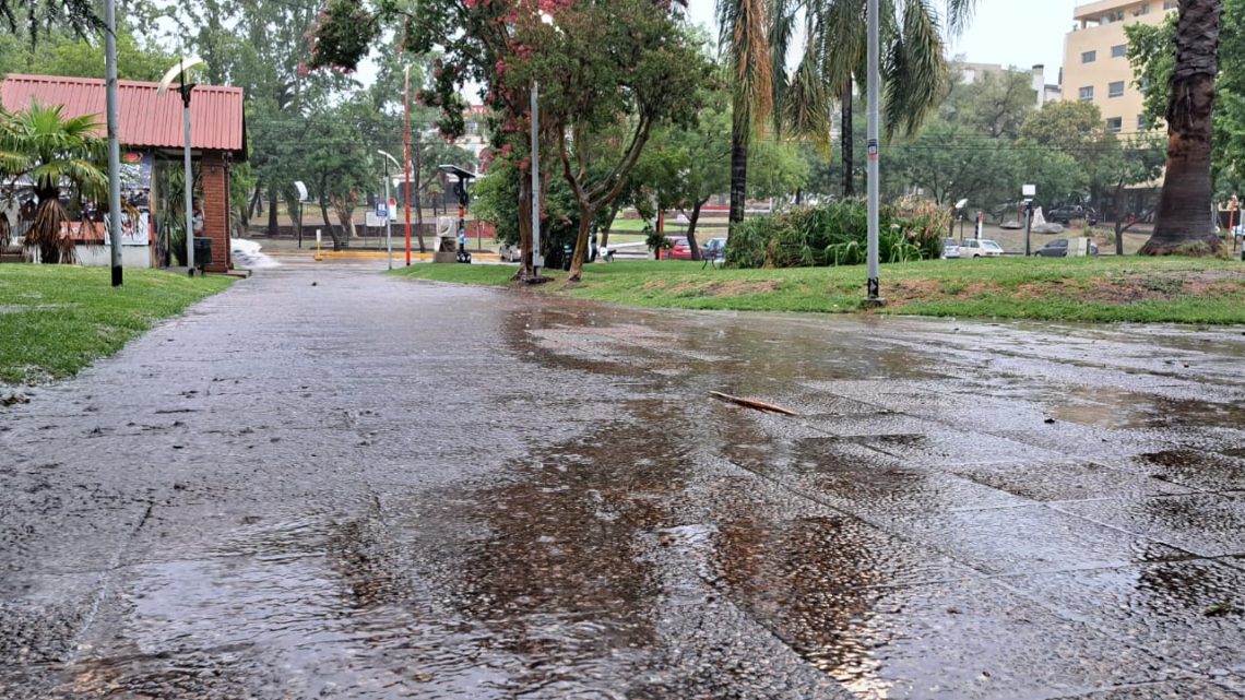 Temporal con intensas lluvias en Carlos Paz