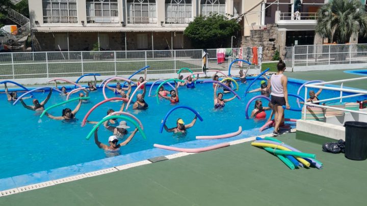 Continúan las actividades para adultos mayores durante el verano