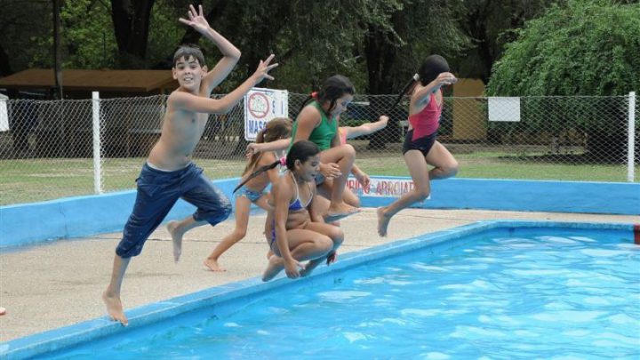 Campamento en la escuela de verano del Polideportivo Distrito Sur