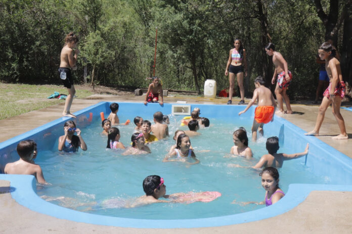 Las escuelas de verano municipales realizarán sus tradicionales acantonamientos Las escuelas de verano municipales realizarán sus tradicionales acantonamientos