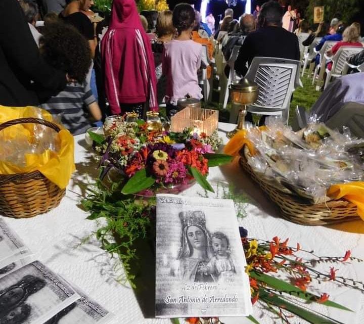 San Antonio conmemoró un nuevo aniversario de la Virgen de la Candelaria con una ceremonia religiosa San Antonio conmemoró un nuevo aniversario de la Virgen de la Candelaria con una ceremonia religiosa