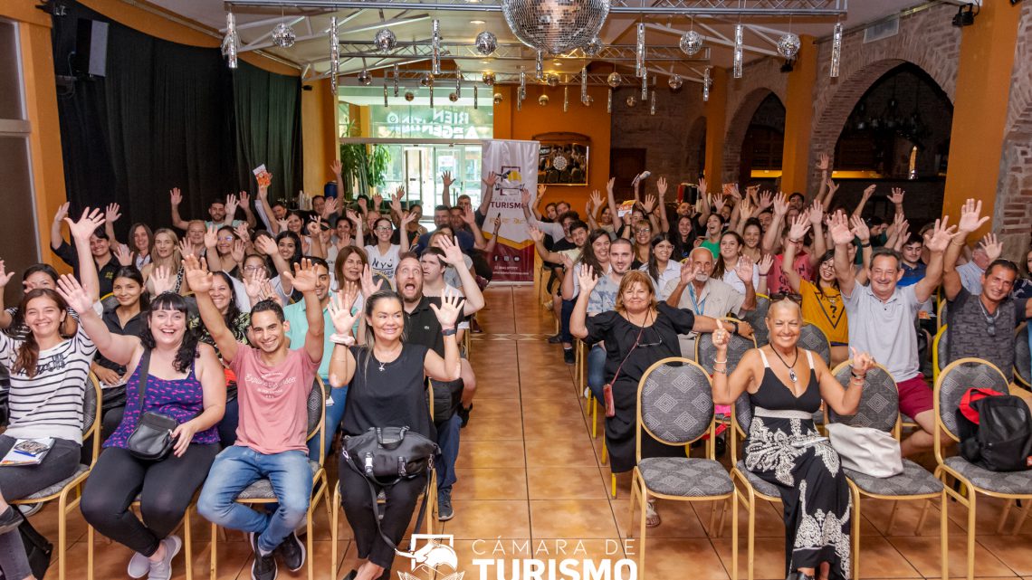 Nueva capacitación en venta y calidad de atención brindada por la Cámara de Turismo Nueva capacitación en venta y calidad de atención brindada por la Cámara de Turismo