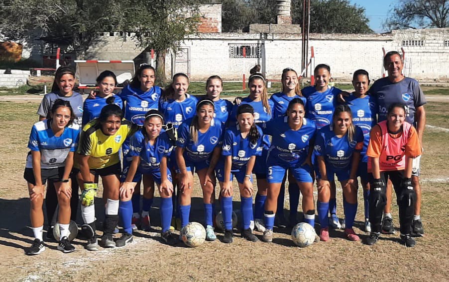 Liga Cordobesa de Fútbol Femenino: Atlético Carlos Paz ganó en su regreso a primera división Liga Cordobesa de Fútbol Femenino: Atlético Carlos Paz ganó en su regreso a primera división