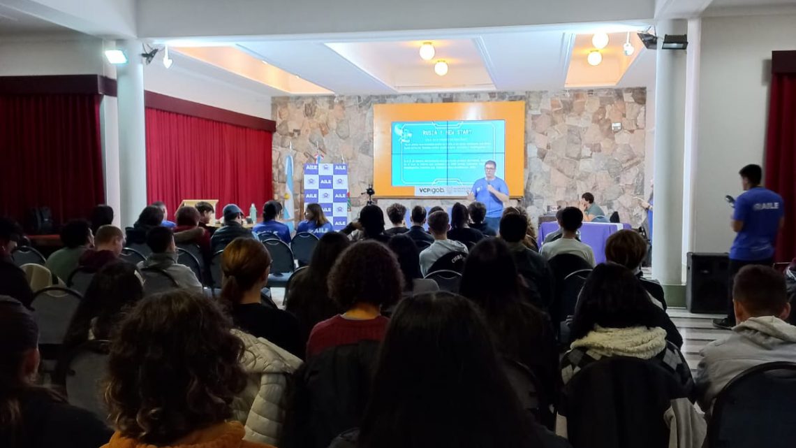 Primera Capacitación del modelo histórico organizado por la asociación AILE Primera Capacitación del modelo histórico organizado por la asociación AILE