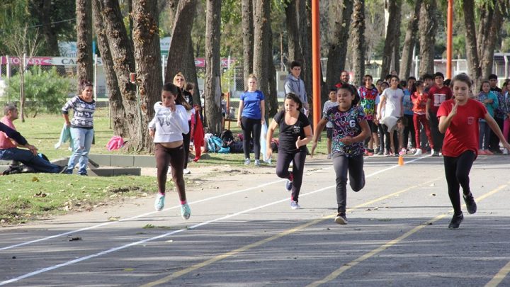 Nuevas actividades deportivas para jóvenes y adultos en Carlos Paz