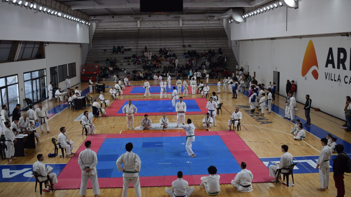 Nuevo torneo selectivo de karate en el Estadio Arena Carlos Paz