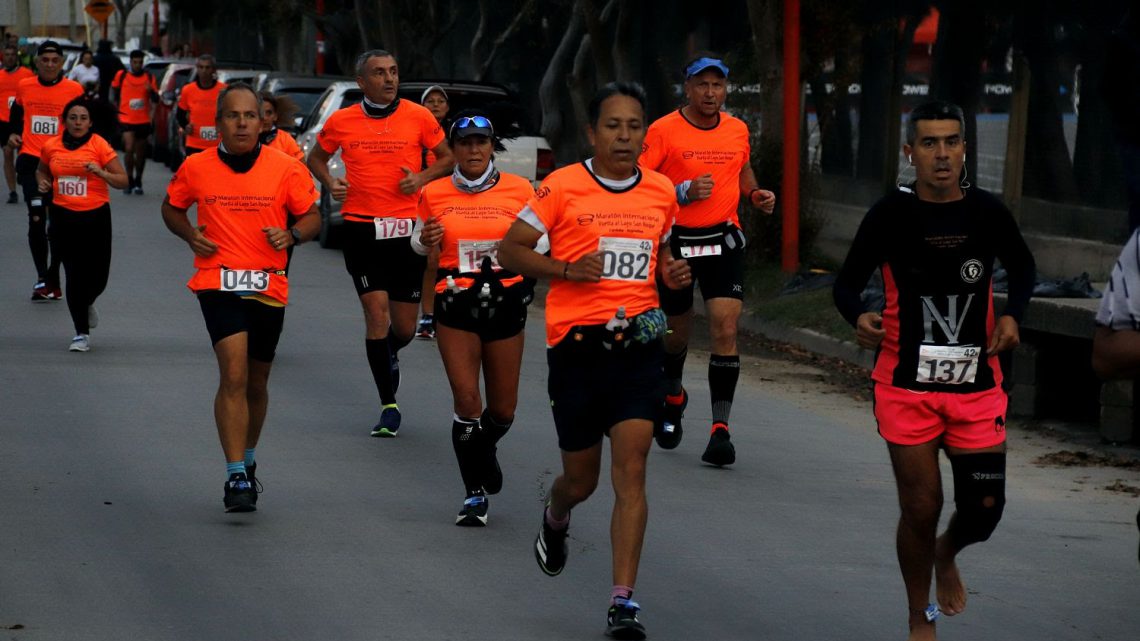 Atletas de todo el país formaron parte de la 8º edición de la maratón “Vuelta al Lago San Roque”