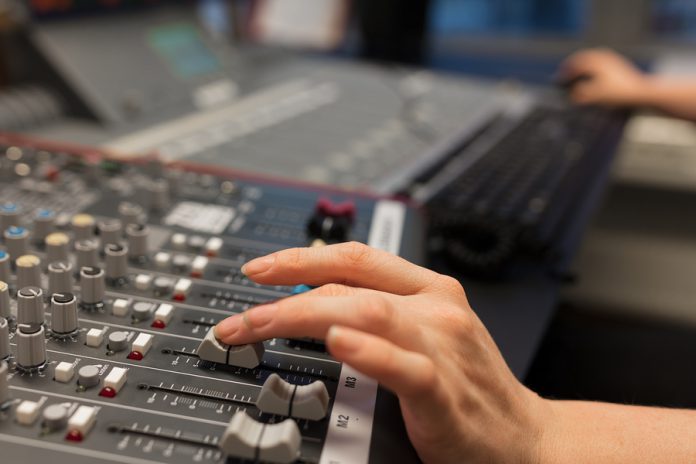 La Casa de la Juventud presentó un nuevo programa de formación para radio La Casa de la Juventud presentó un nuevo programa de formación para radio