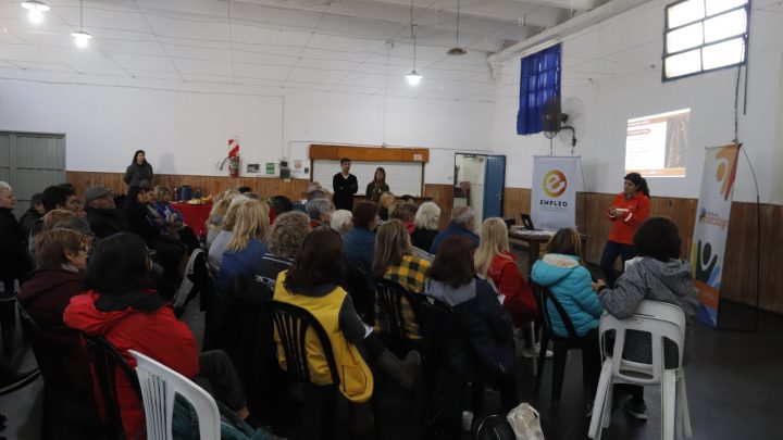 Programa Vida Activa y Saludable: nuevo ciclo de huertas en casa destinado a adultos mayores