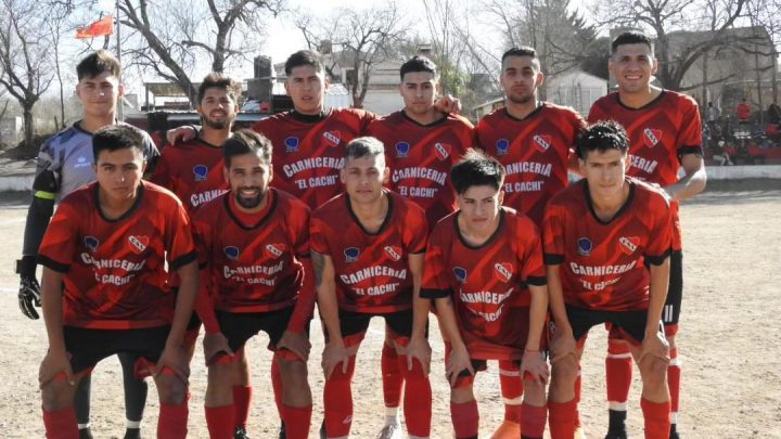 Independiente cayó frente a Las Flores en un partido cargado de polémicas