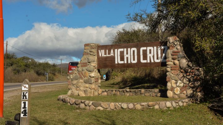 Icho Cruz celebra la tradicional “Fiesta  del Pueblo”