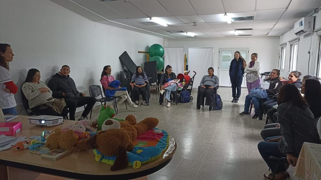 Villa Carlos Paz lleva adelante el programa “Primeros mil días de vida” para los bebes recién nacidos Villa Carlos Paz lleva adelante el programa “Primeros mil días de vida” para los bebes recién nacidos