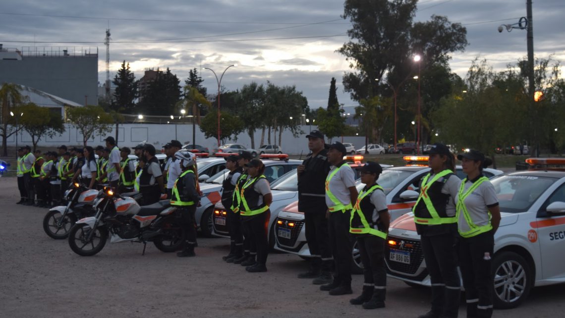 Continúan los controles vehiculares y preventivos en Carlos Paz Continúan los controles vehiculares y preventivos en Carlos Paz