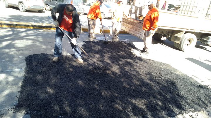 Continúan los arreglos de calles y mantenimientos en la zona norte y oeste de Carlos Paz