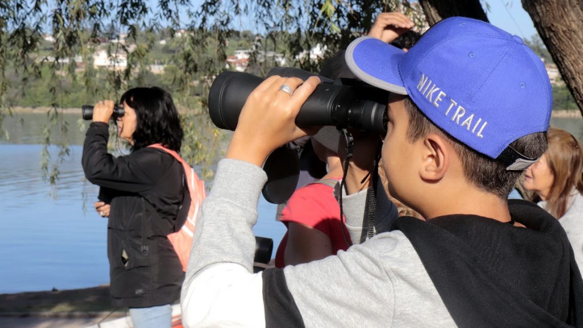 Nueva actividad de turismo sustentable: observación de aves en la costanera