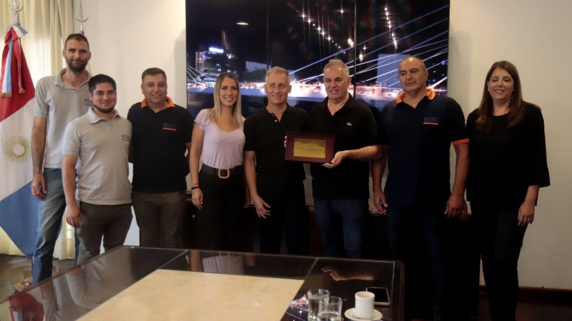 El municipio reconoció al Centro de Empleados de Comercios por sus cincuenta años de trayectoria El municipio reconoció al Centro de Empleados de Comercios por sus cincuenta años de trayectoria