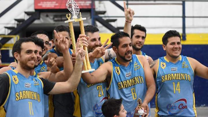 El Club Sarmiento es sede del torneo 3×3 de basquet