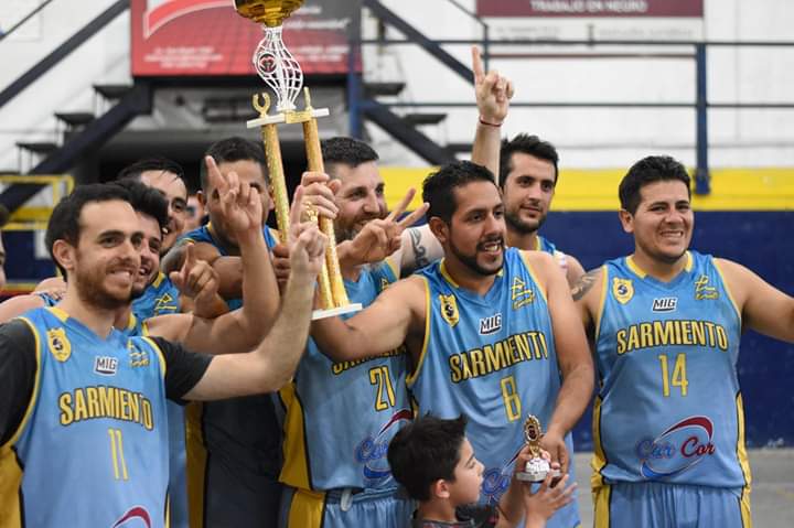 El Club Sarmiento es sede del torneo 3×3 de basquet