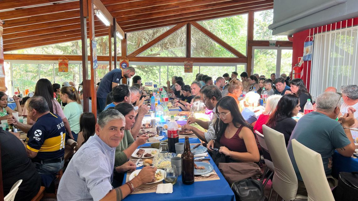 El Centro de Empleados de Comercio celebró el Día del Trabajador junto a sus socios