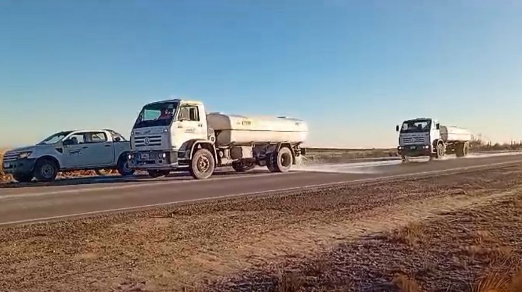 Continúa el operativo para reducir la formación de hielo en el camino a las Altas Cumbres