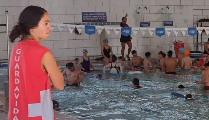 Abrieron las inscripciones para el curso de guardavidas de pileta en el CFI Sol y Lago