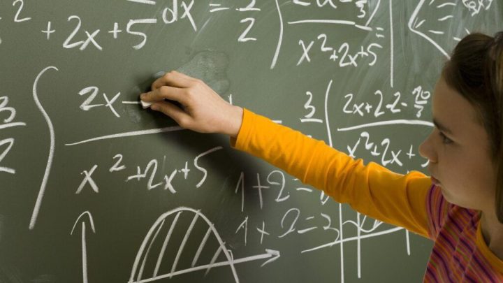 Educación: Las escuelas primarias refuerzan Lengua y Matemática con más horas en las aulas