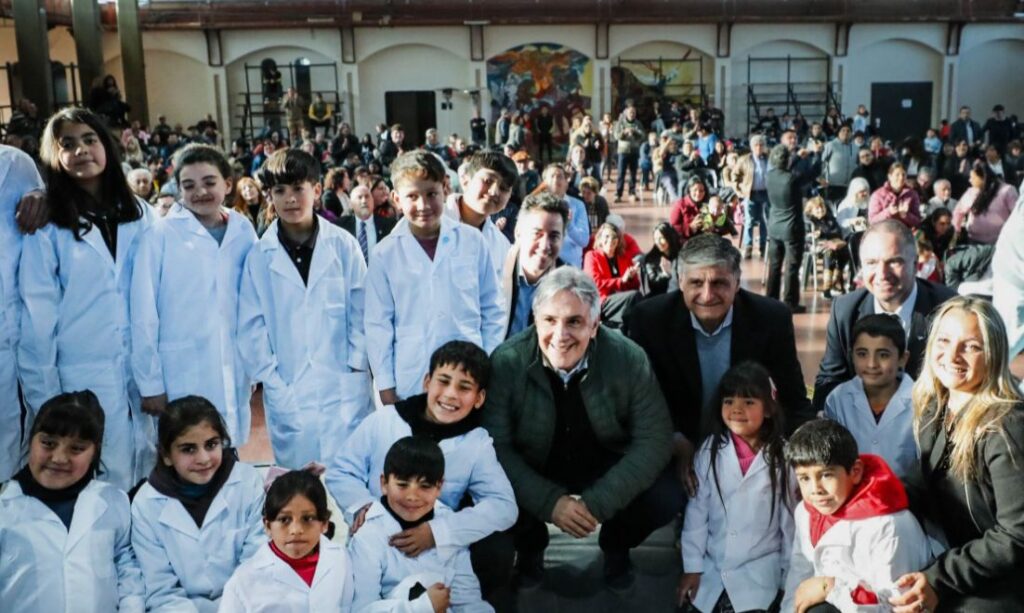 Llaryora anunció obras y aportes para la comunidad de Cosquín Llaryora anunció obras y aportes para la comunidad de Cosquín