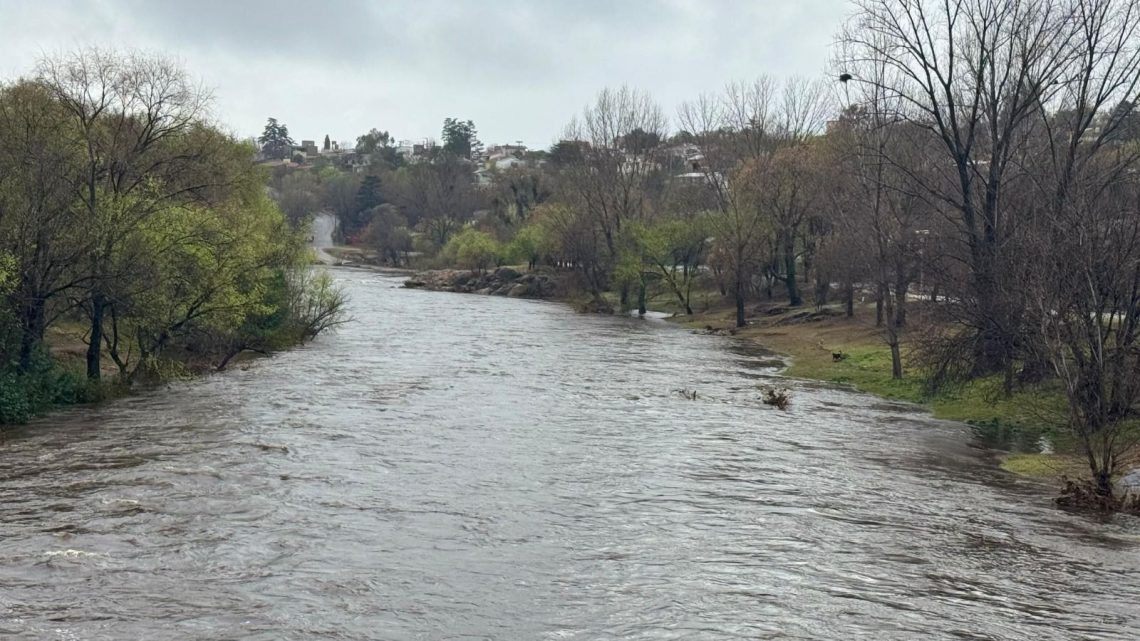 Por las lluvias piden cuidar el agua en Carlos Paz Por las lluvias piden cuidar el agua en Carlos Paz