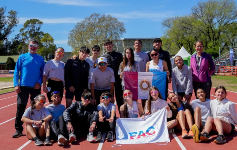 Córdoba hizo podio en los Juegos Nacionales Evita y fue la mejor del país en Deporte Adaptado Córdoba hizo podio en los Juegos Nacionales Evita y fue la mejor del país en Deporte Adaptado