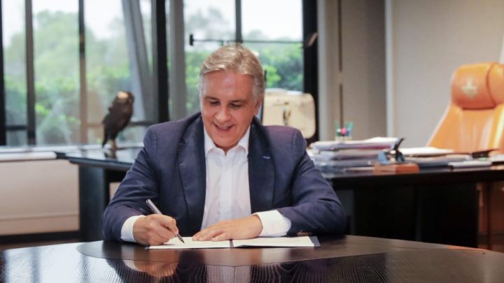 Llaryora promulgó la Ley del Programa de Igualdad Territorial